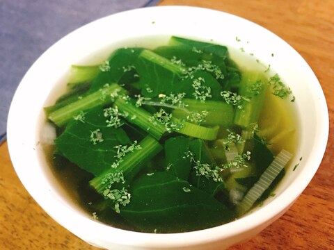 グリーンの洋風スープ